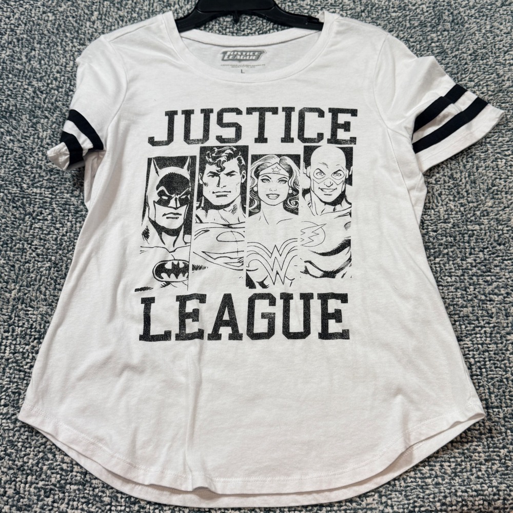Justice League Graphic T-Shirt White Black Striped Sleeve DC Comics Large